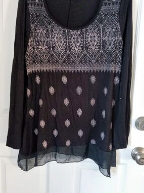 B.L.E.U. Women's Geometric Tunic Black Size Medium